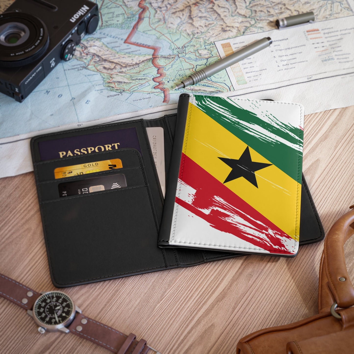 Ghana Flag Passport Holder, traveler's and expats' essential, study abroad must-have, wanderlust accessory