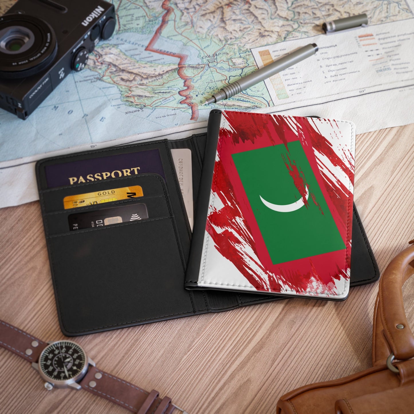 Maldives Flag Passport Holder, traveler's and expats' essential, study abroad must-have, wanderlust accessory